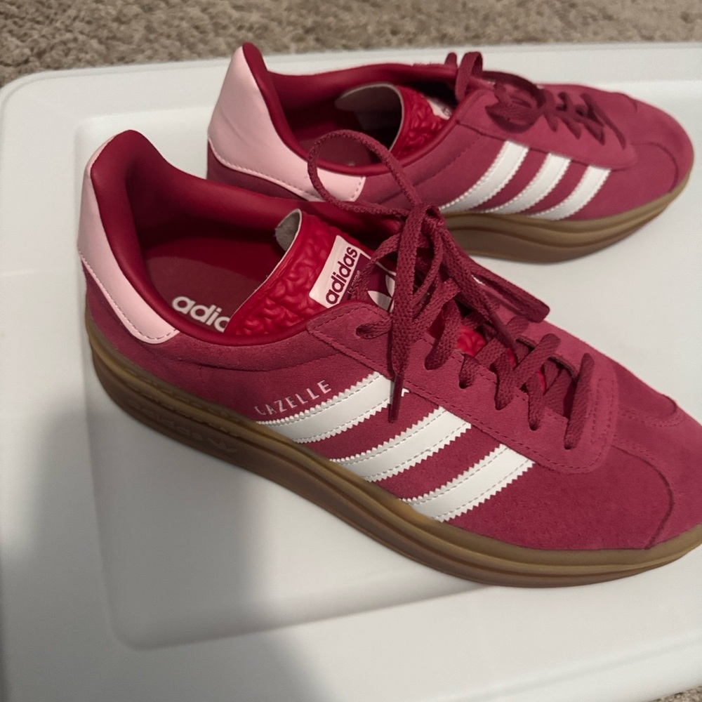 Adidas Women's Sneakers - suede hot pink - Picture 1 of 4
